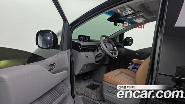 Hyundai Staria 2024 — Şəkil 9/20
