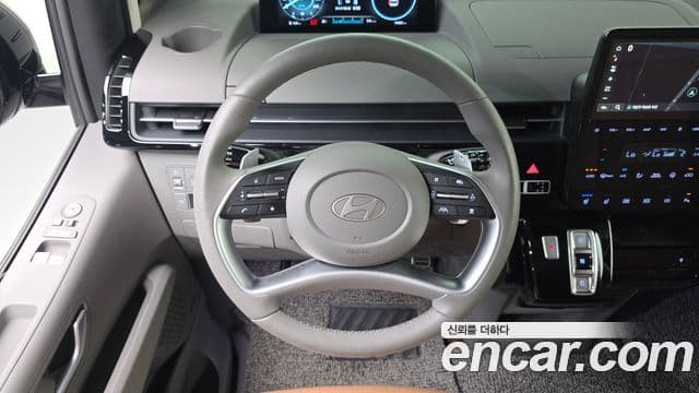 Hyundai Staria 2024 — Şəkil 13/20