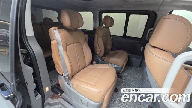 Hyundai Staria 2024 — Şəkil 18/20