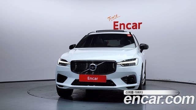 Volvo XC60 2020 — Фото 3/20