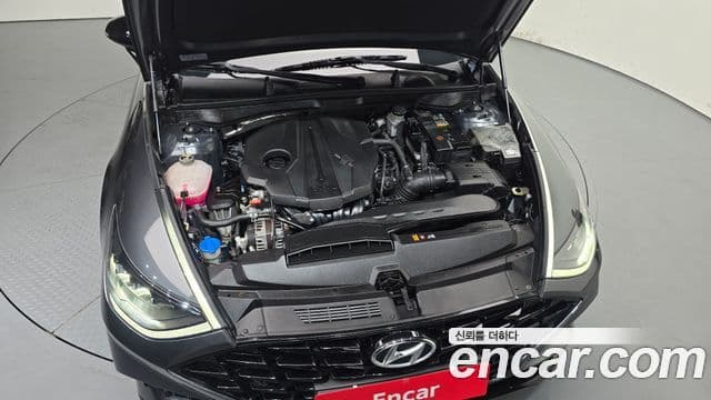Hyundai Sonata 2022 — ფოტო 6/20