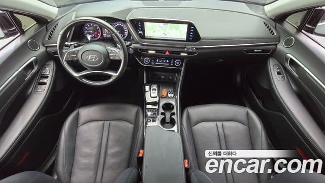 Hyundai Sonata 2022 — ფოტო 7/20