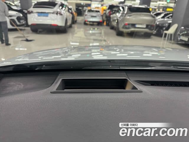 Toyota Camry 2026 — Photo 8/13
