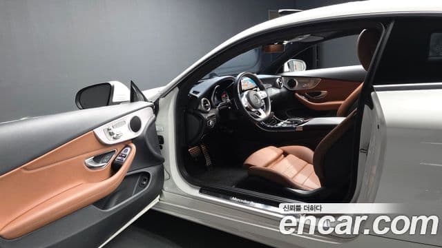 Mercedes-Benz C-Class 2019 — ფოტო 10/20