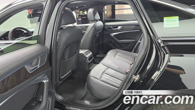 Audi A6 2022 — ფოტო 11/20