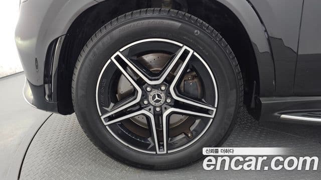 Mercedes-Benz GLE-Class 2021 — фото 5 из 20