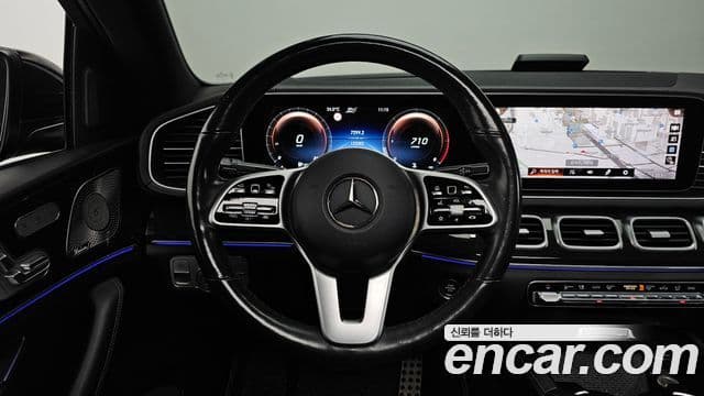 Mercedes-Benz GLE-Class 2021 — ფოტო 13/20