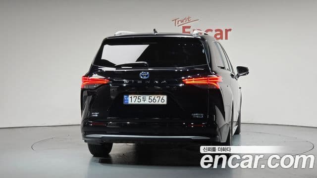 Toyota Sienna 2024 — Photo 20/33