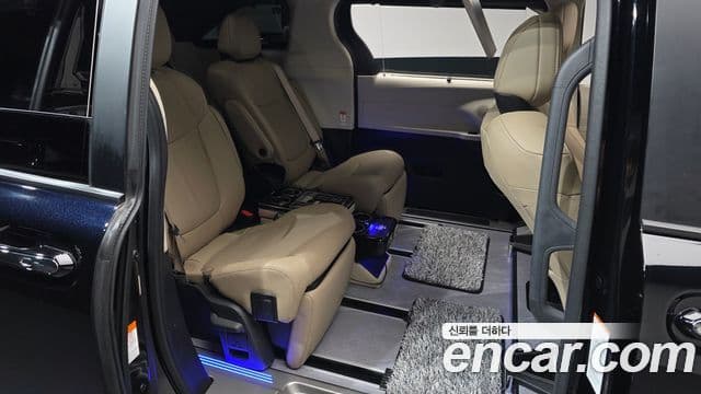 Toyota Sienna 2024 — Photo 6/33