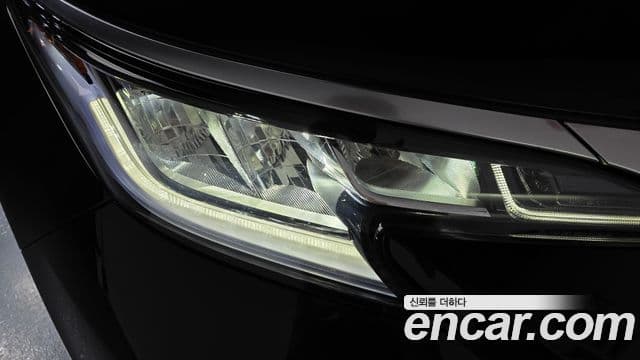 Toyota Sienna 2024 — Photo 8/33