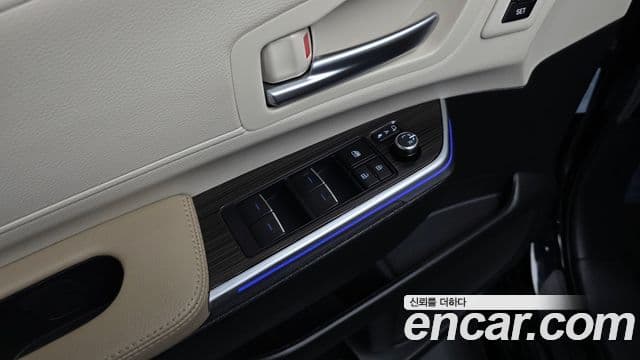Toyota Sienna 2024 — Photo 12/33