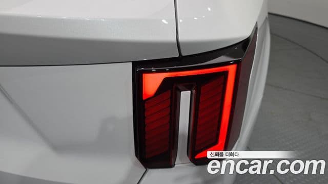 Kia Sorento 2024 — Photo 5/33