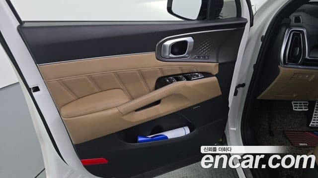 Kia Sorento 2024 — Photo 10/33