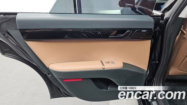Hyundai Grandeur Hybrid 2024 — ფოტო 29/39