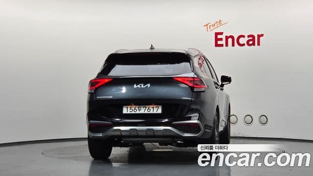 Kia Sportage 2022 — ფოტო 4/20