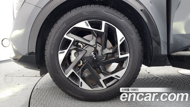 Kia Sportage 2022 — ფოტო 5/20