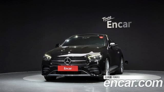 Mercedes-Benz E-Class 2021 — Фото 3/20