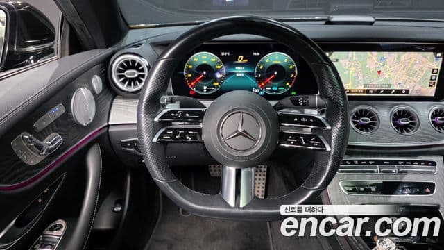 Mercedes-Benz E-Class 2021 — Фото 13/20