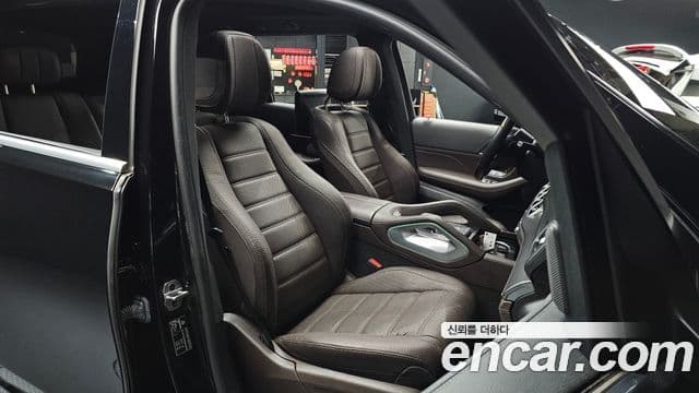 Mercedes-Benz GLS-Class 2022 — Фото 10/20