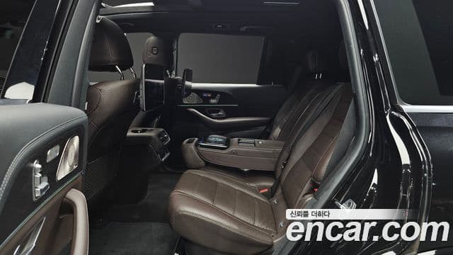 Mercedes-Benz GLS-Class 2022 — Фото 12/20