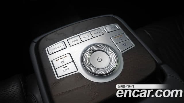 Genesis G80 2020 — Photo 23/32