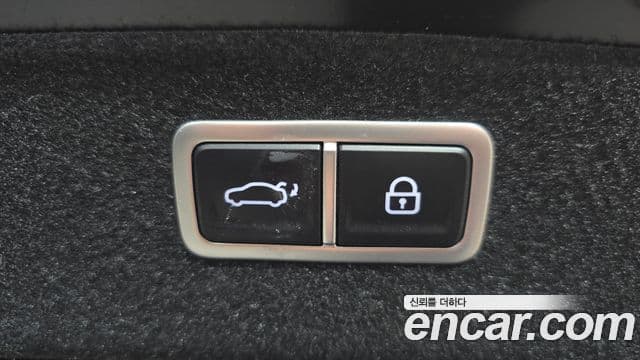 Genesis G80 2020 — Photo 16/32
