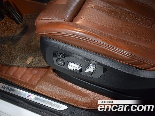 BMW X7 2022 — ფოტო 2/20