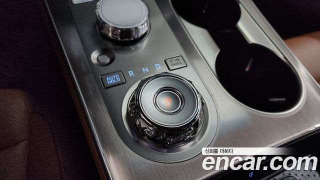 Genesis GV70 2024 — ფოტო 9/20