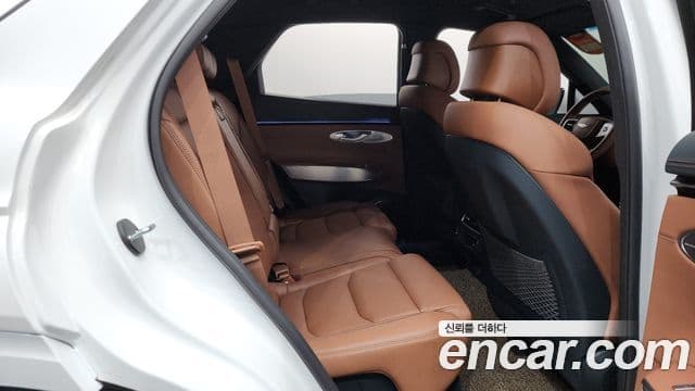 Genesis GV70 2024 — ფოტო 19/20