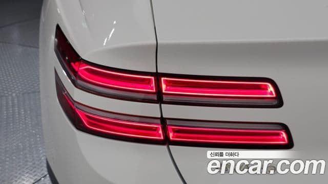 Genesis GV80 2023 — Şəkil 36/38