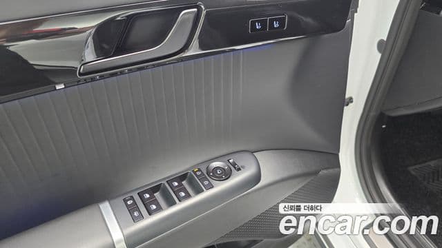 Hyundai Grandeur 2023 — Şəkil 16/20