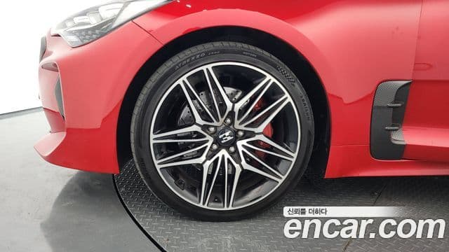 Kia Stinger 2018 — Şəkil 5/20