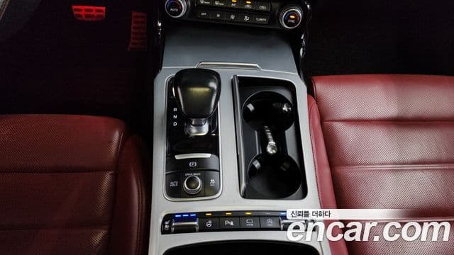 Kia Stinger 2018 — Şəkil 9/20