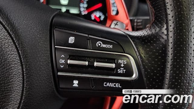 Kia Stinger 2018 — Şəkil 18/20