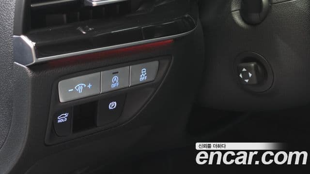Genesis Electrified G80 2022 — ფოტო 15/20