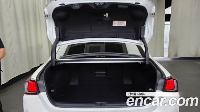 Lexus ES300h 2024 — ფოტო 20/20