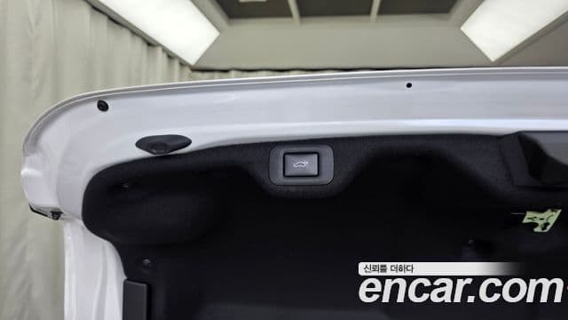 Lexus ES300h 2024 — Photo 15/31