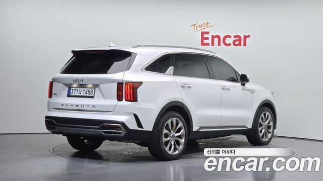 Kia Sorento 2021 — ფოტო 2/20