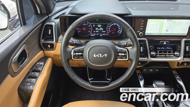 Kia Sorento 2021 — ფოტო 13/20