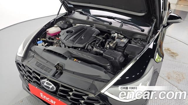 Hyundai Sonata 2022 — ფოტო 6/20