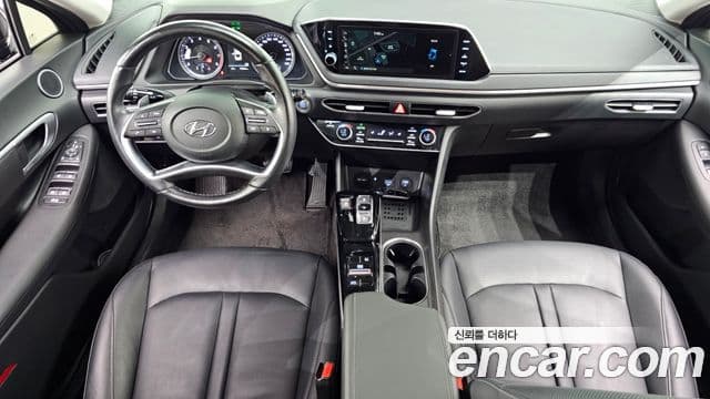 Hyundai Sonata 2022 — ფოტო 7/20