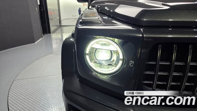 Mercedes-Benz G-Class 2022 — Photo 27/36
