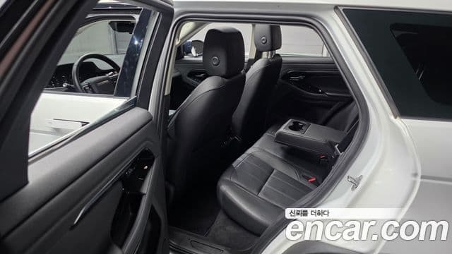 Land Rover Range Rover Evoque 2022 — Photo 26/38