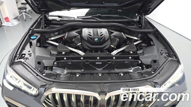 BMW X6 2022 — ფოტო 6/20