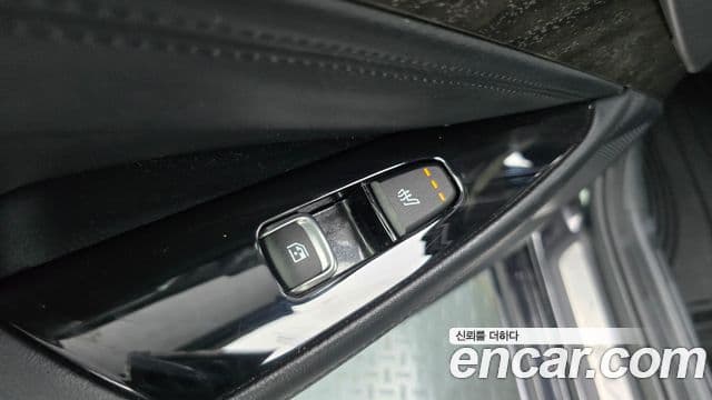 Kia K8 2021 — ფოტო 14/34
