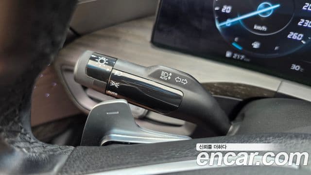 Kia K8 2021 — ფოტო 32/34