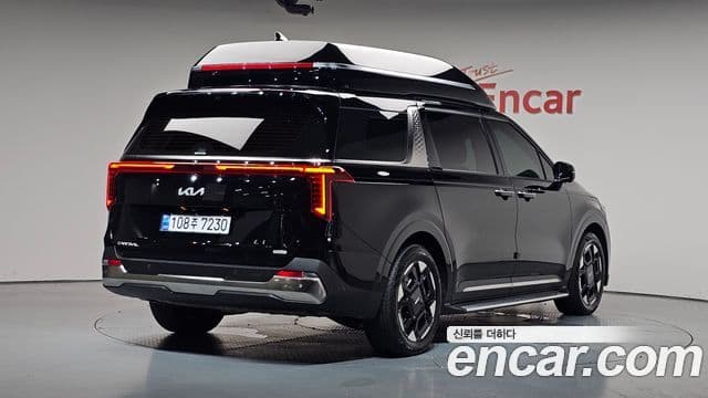 Kia Carnival 2024 — Şəkil 2/20