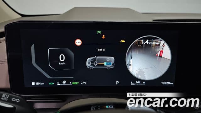 Kia Carnival 2024 — Şəkil 8/20