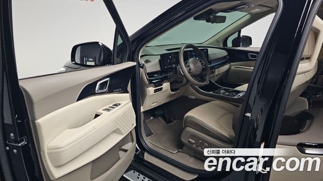 Kia Carnival 2024 — Şəkil 10/20