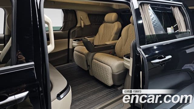Kia Carnival 2024 — Photo 20/39